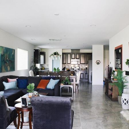 Entire Bungalow W/ Private Pool Near Palm Springs! Indio Exterior foto