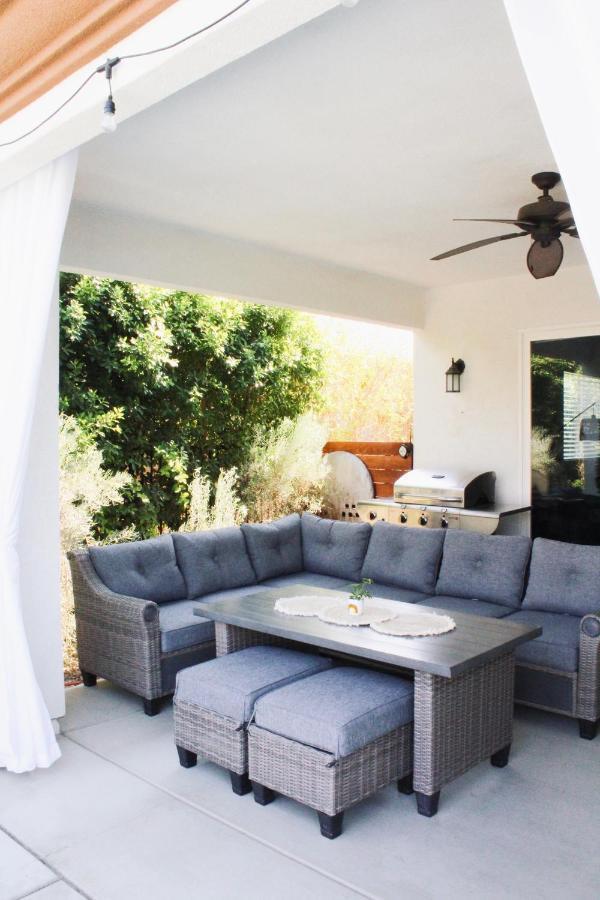Entire Bungalow W/ Private Pool Near Palm Springs! Indio Exterior foto